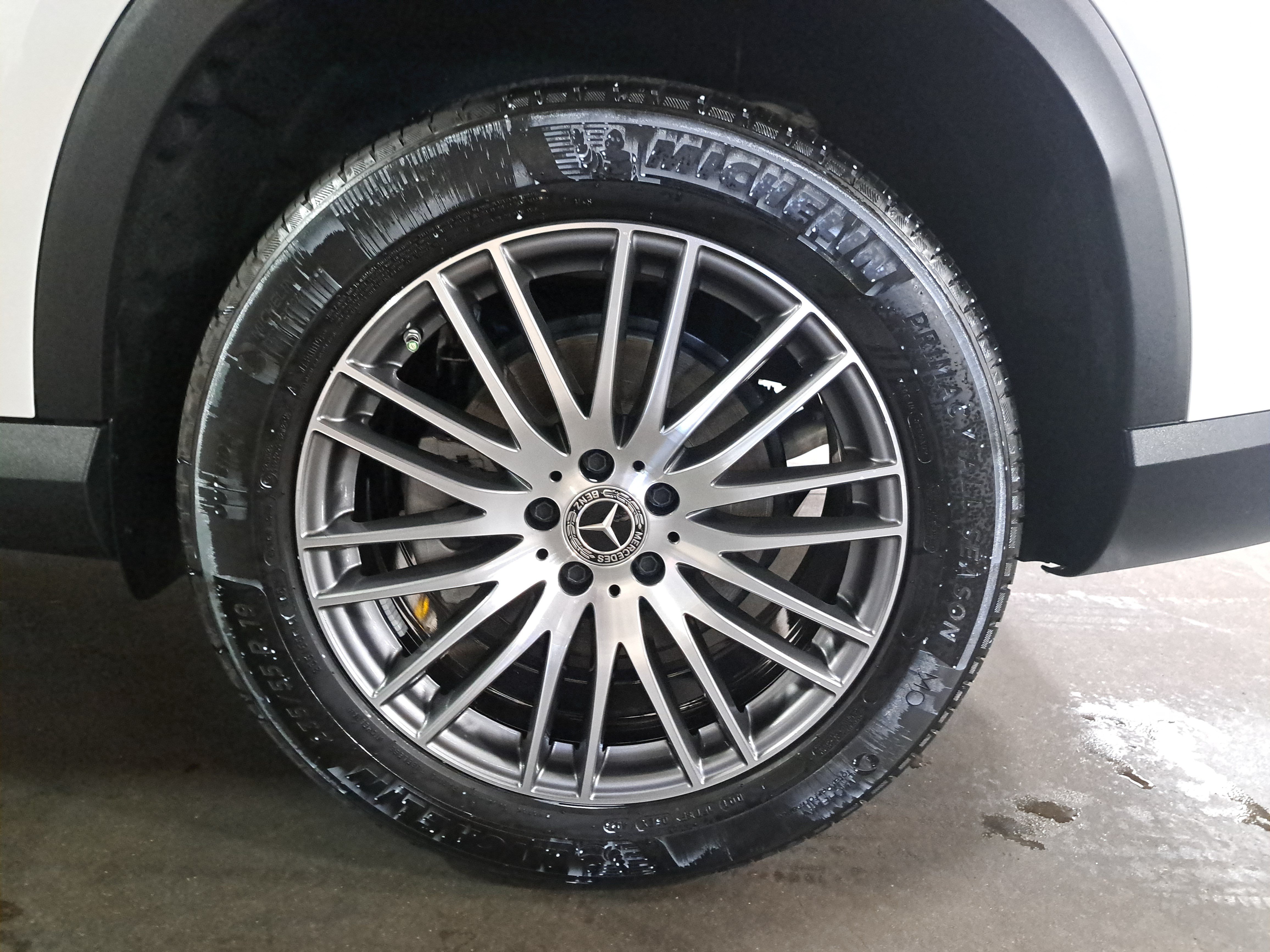 Used 2026 Mercedes-Benz GLC 300 4MATIC image 35