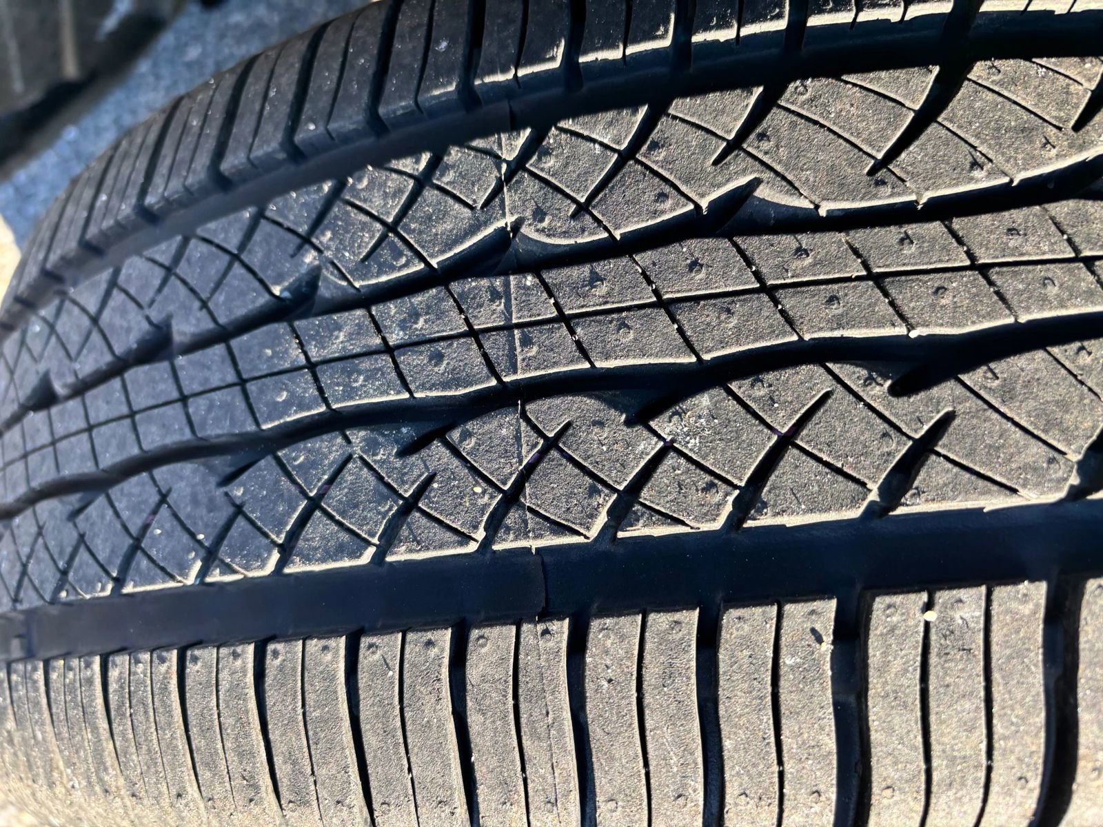 Used 2011 Toyota Camry XLE w/ XLE Extra-Value Pkg #1 image 11