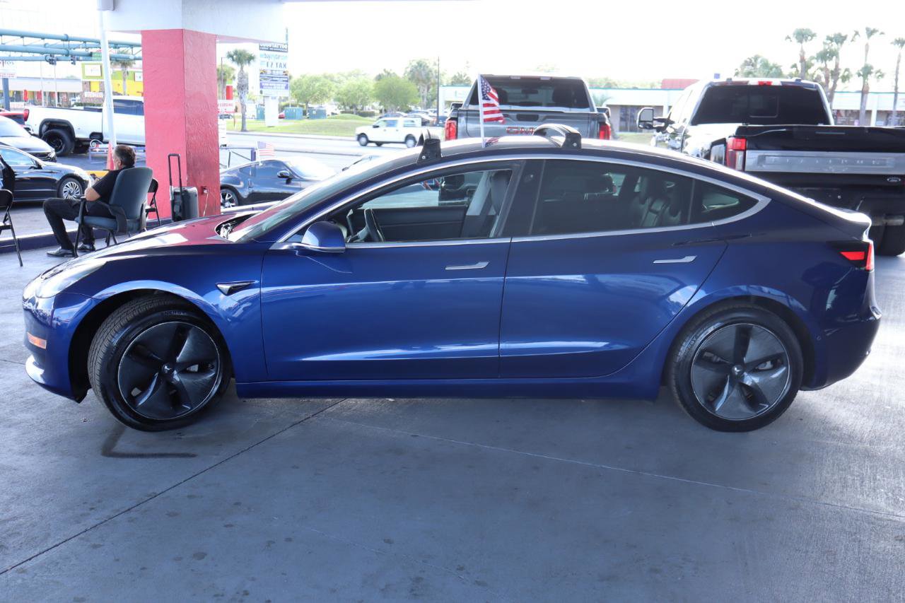 Used 2019 Tesla Model 3 Mid Range image 8