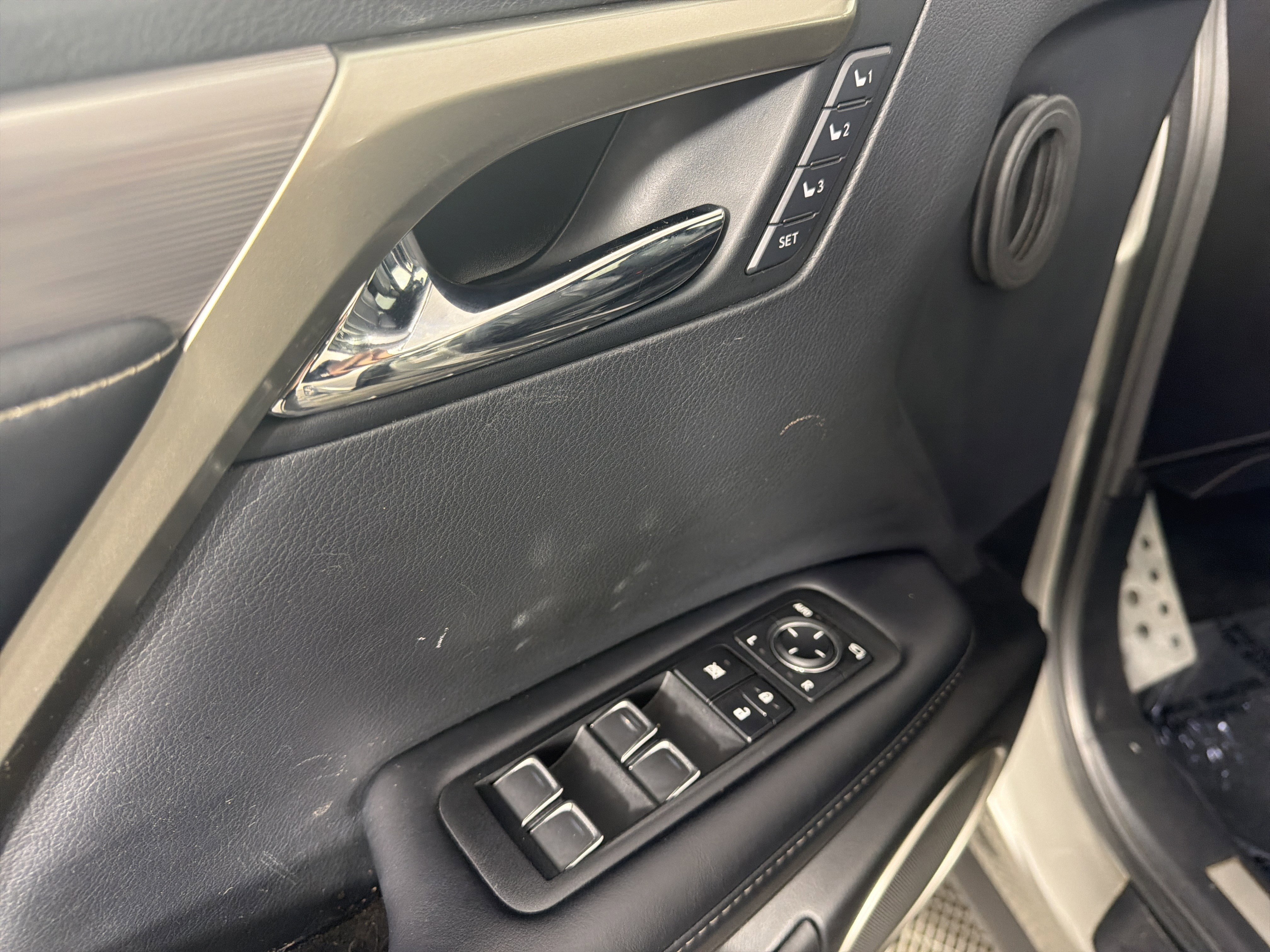 Used 2020 Lexus RX 350 F Sport w/ Accessory Package AWD/4WD image 7