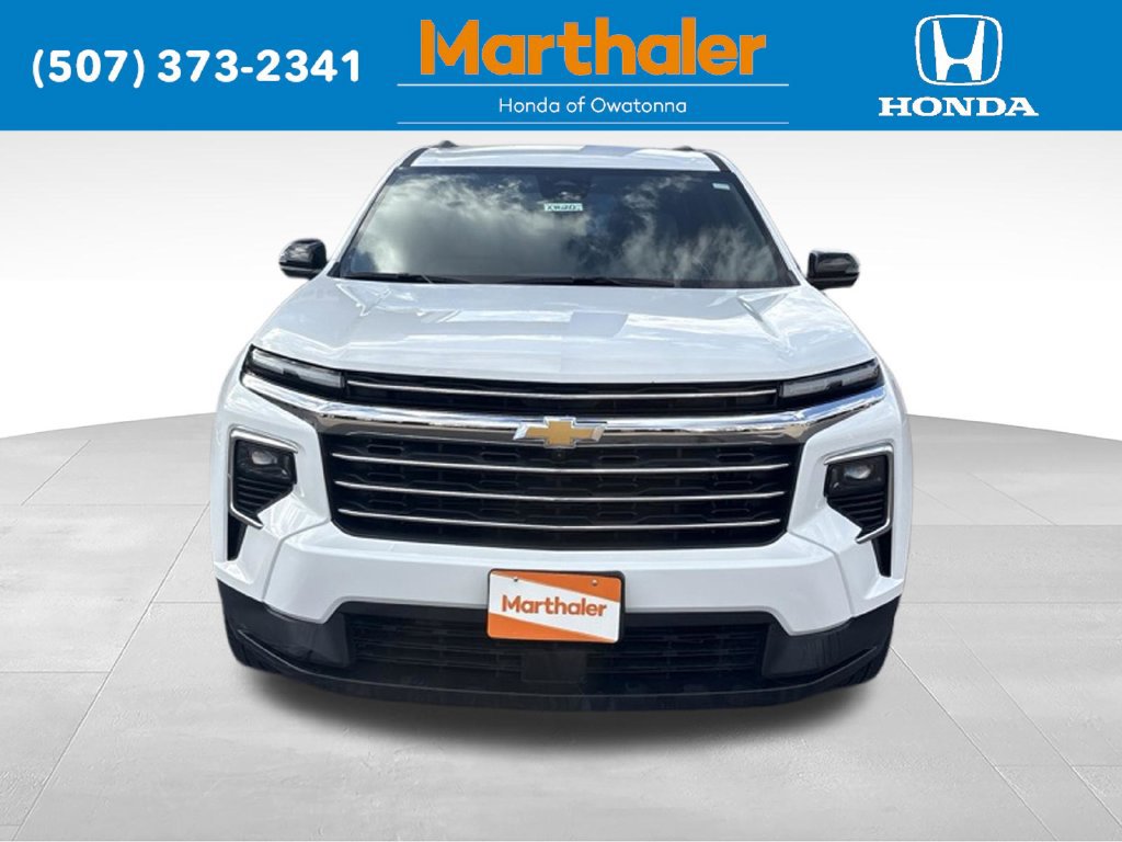 Used 2026 Chevrolet Traverse LT w/ Driver Confidence Package AWD/4WD image 8