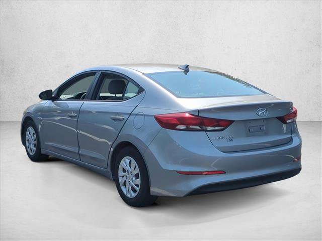 Used 2017 Hyundai Elantra SE image 7