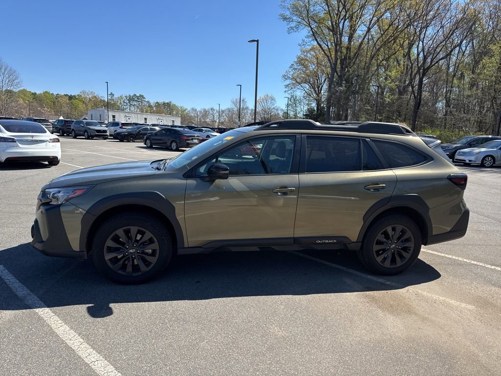 Used 2025 Subaru Outback Onyx Edition image 5