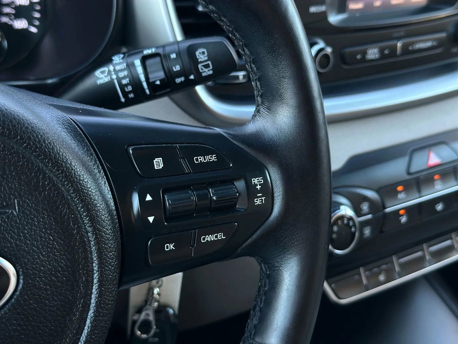 Used 2016 Kia Sorento LX w/ LX Convenience Package image 27