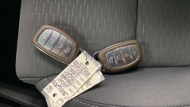 Used 2021 Hyundai Tucson Sport w/ Cargo Package image 9