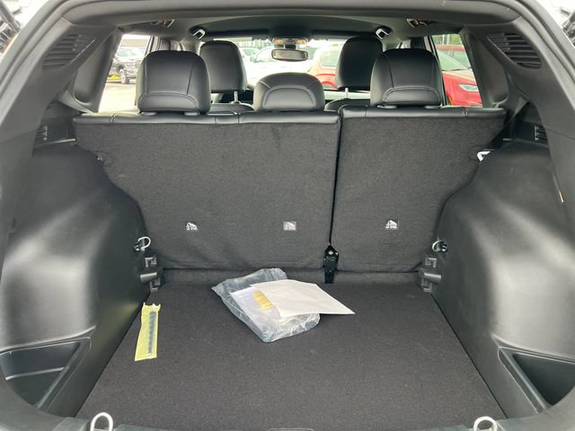 New 2026 Jeep Compass Latitude AWD/4WD image 7