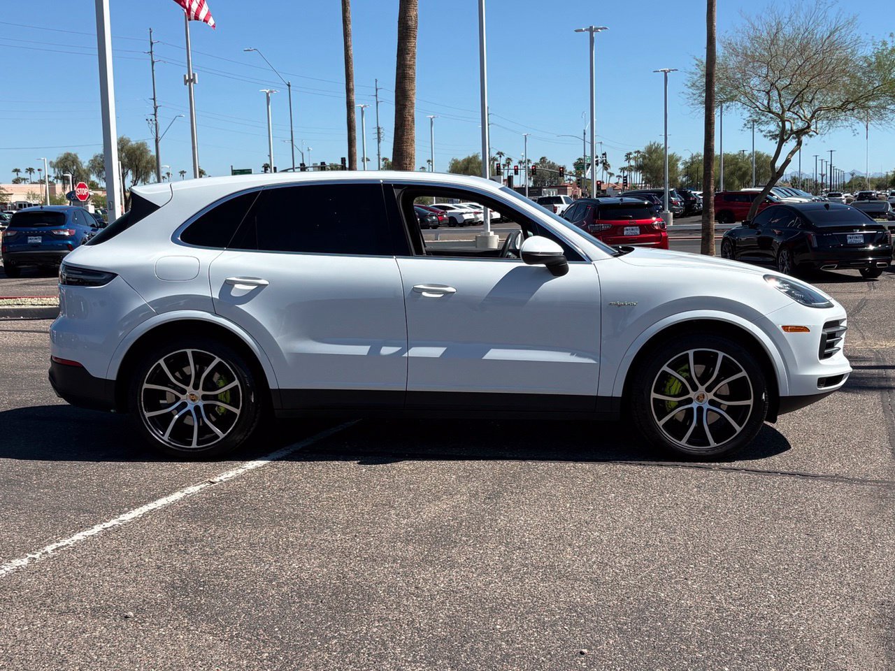 Used 2019 Porsche Cayenne E-Hybrid AWD/4WD image 7