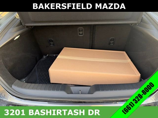 New 2026 MAZDA MAZDA3 Hatchback w/Premium Plus Pkg image 23