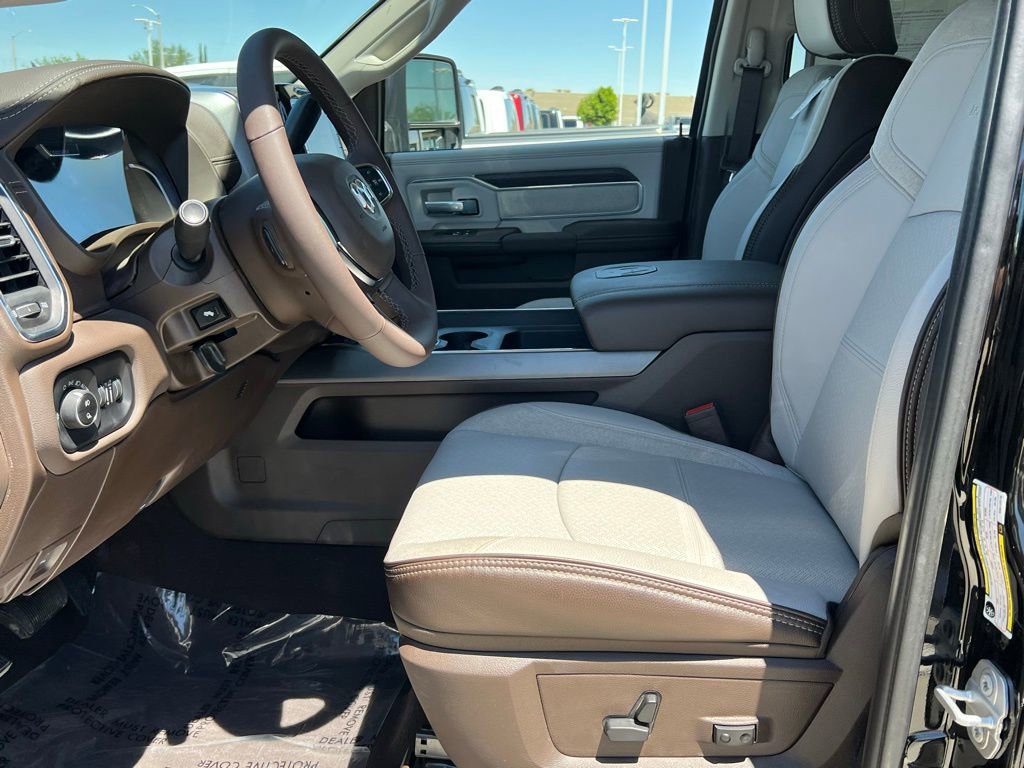 New 2025 RAM 2500 Laramie w/ Towing Technology Group image 18