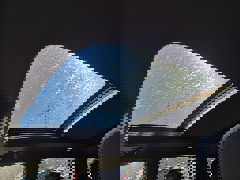 New 2026 Chevrolet Equinox LT w/ Convenience Package II image 24