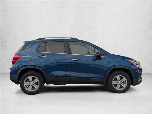 Used 2020 Chevrolet Trax LT w/ LT Convenience Package AWD/4WD image 4
