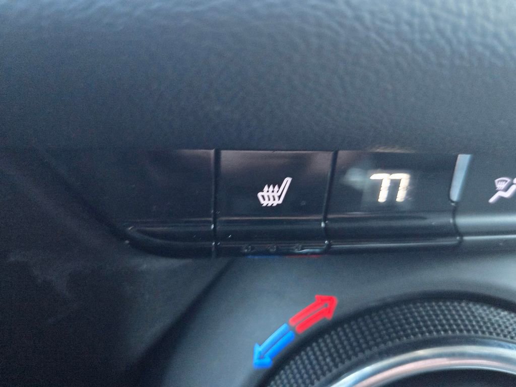 Used 2023 Chevrolet Blazer LT w/ Convenience Package image 40