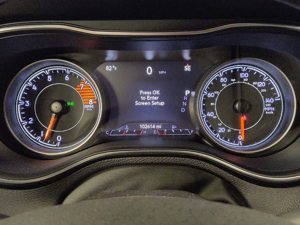 Used 2020 Jeep Cherokee Trailhawk image 23