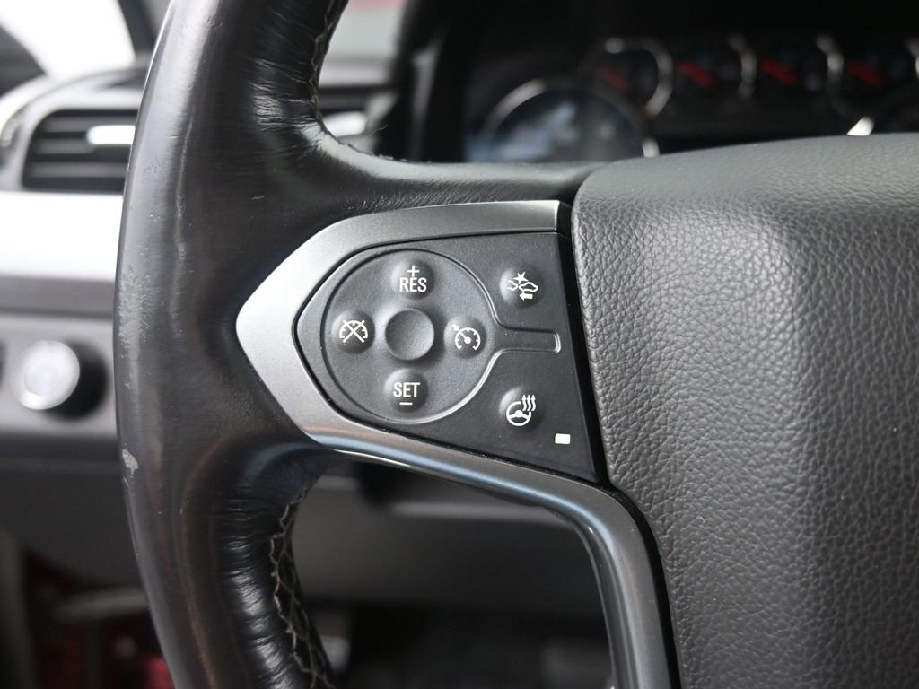 Used 2017 Chevrolet Suburban Premier image 33