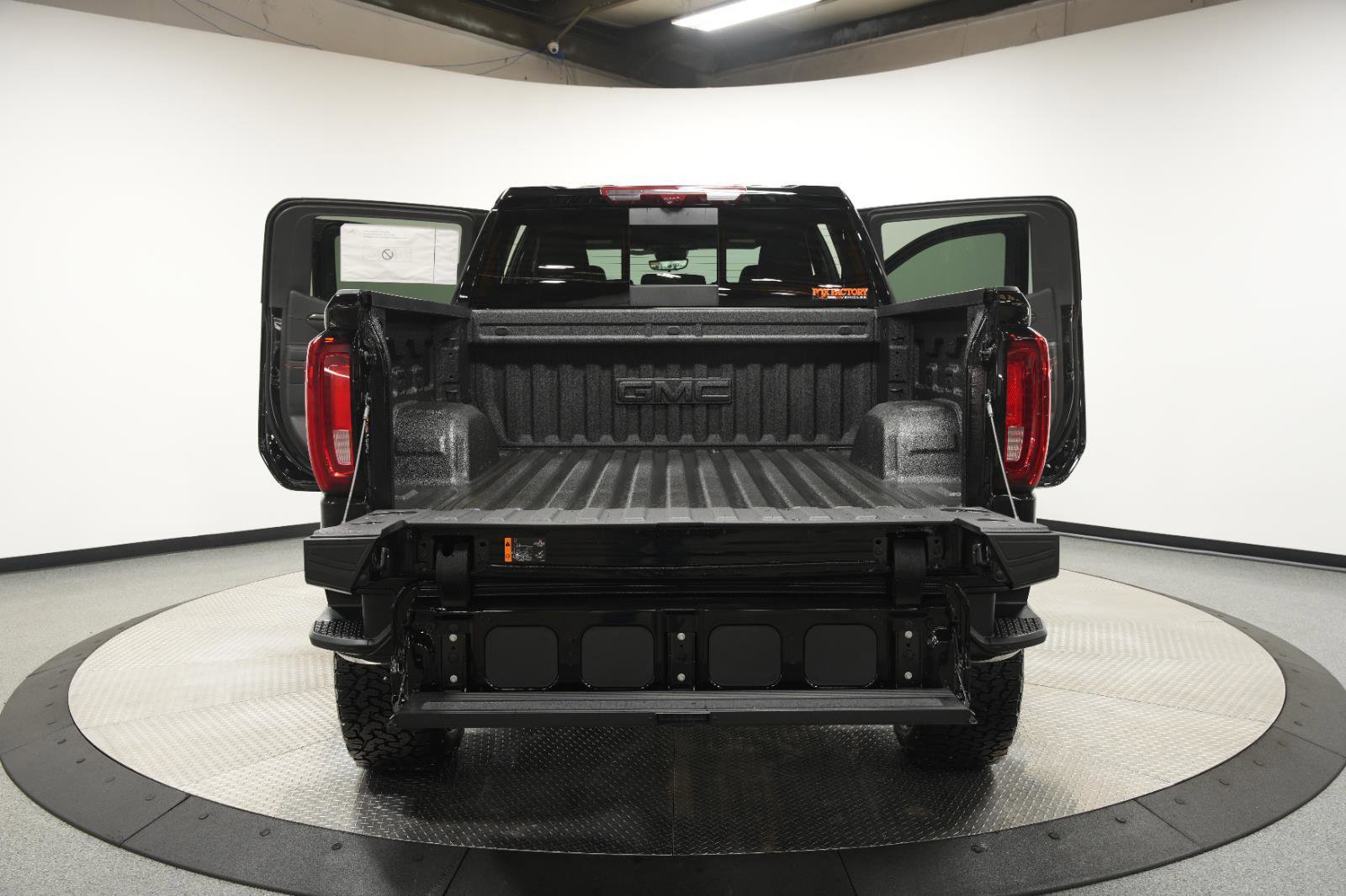 New 2026 GMC Sierra 1500 AT4 w/ AT4 Premium Package image 15