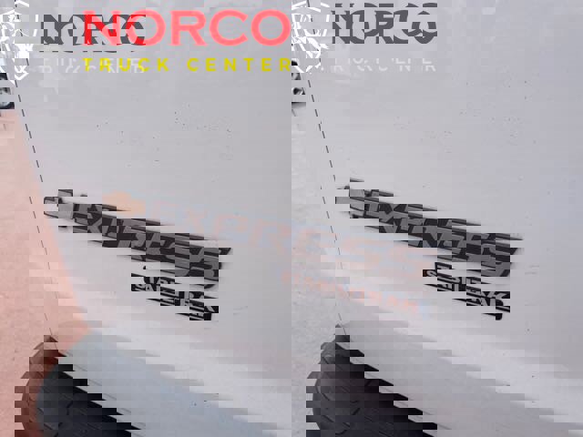 Used 2014 Chevrolet Express 2500 image 9