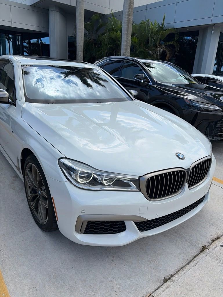 Used 2019 BMW M760i xDrive AWD/4WD image 1