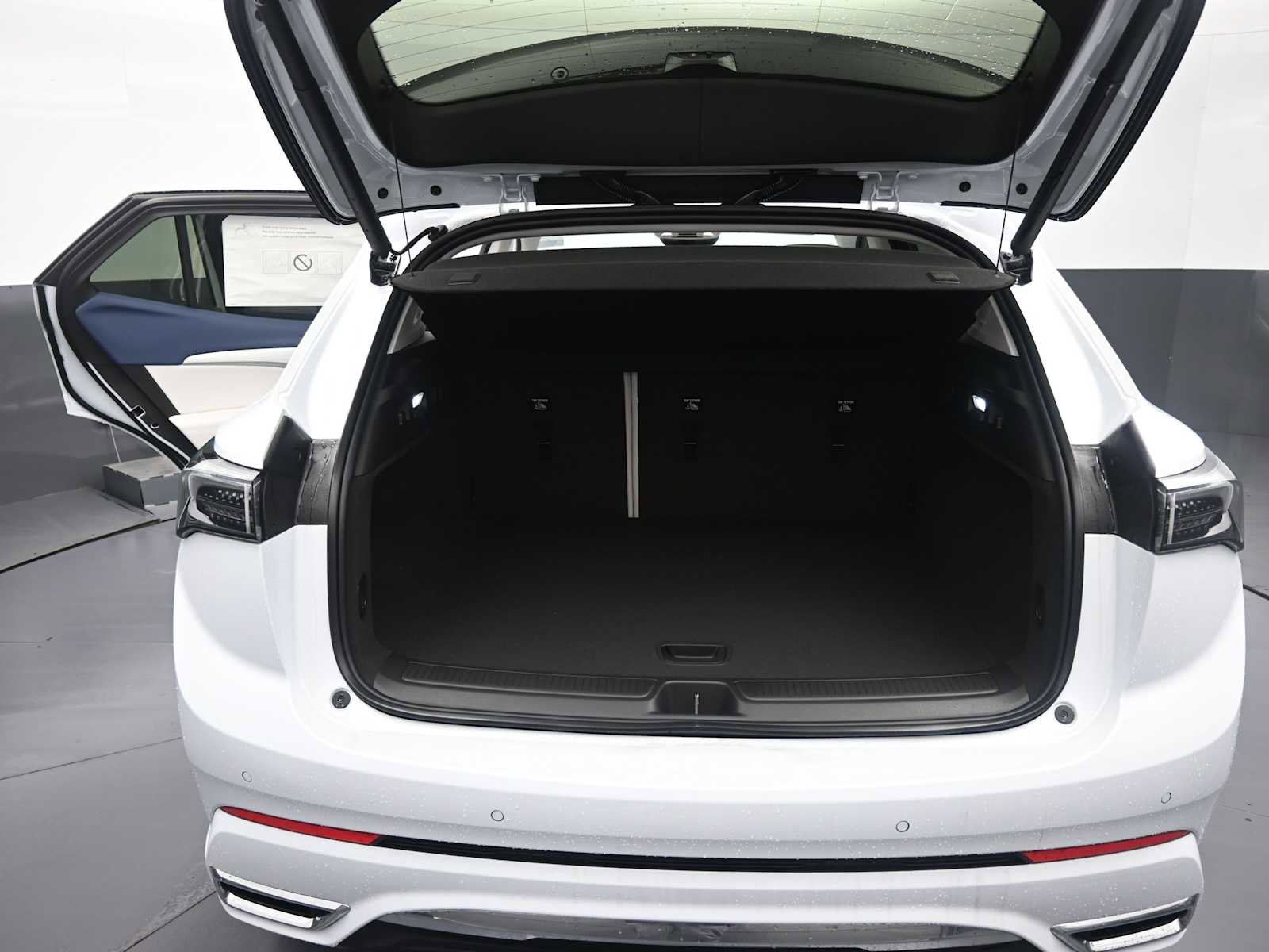 New 2026 Buick Envision Avenir image 25