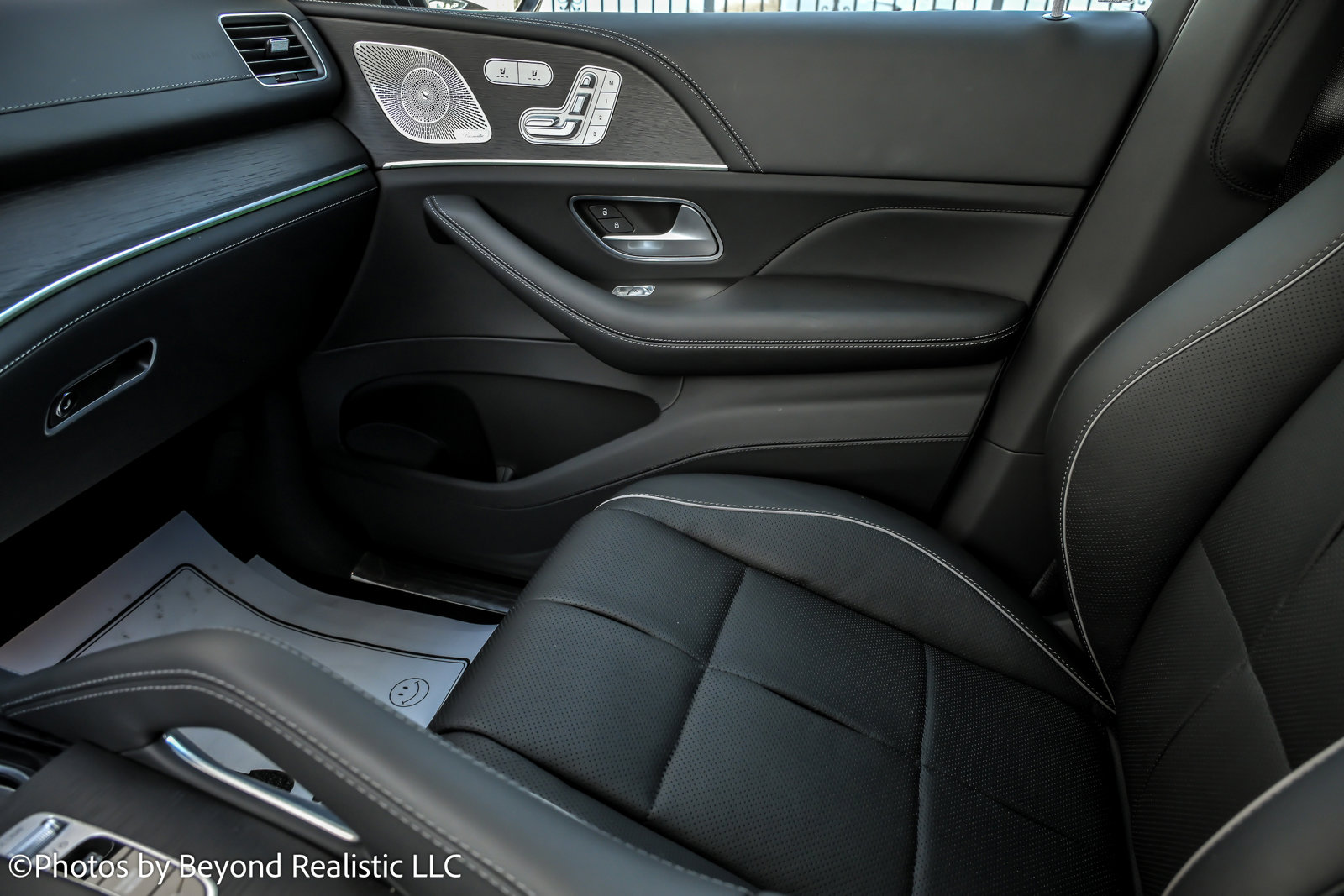 Used 2023 Mercedes-Benz Maybach GLS 600 4MATIC image 48