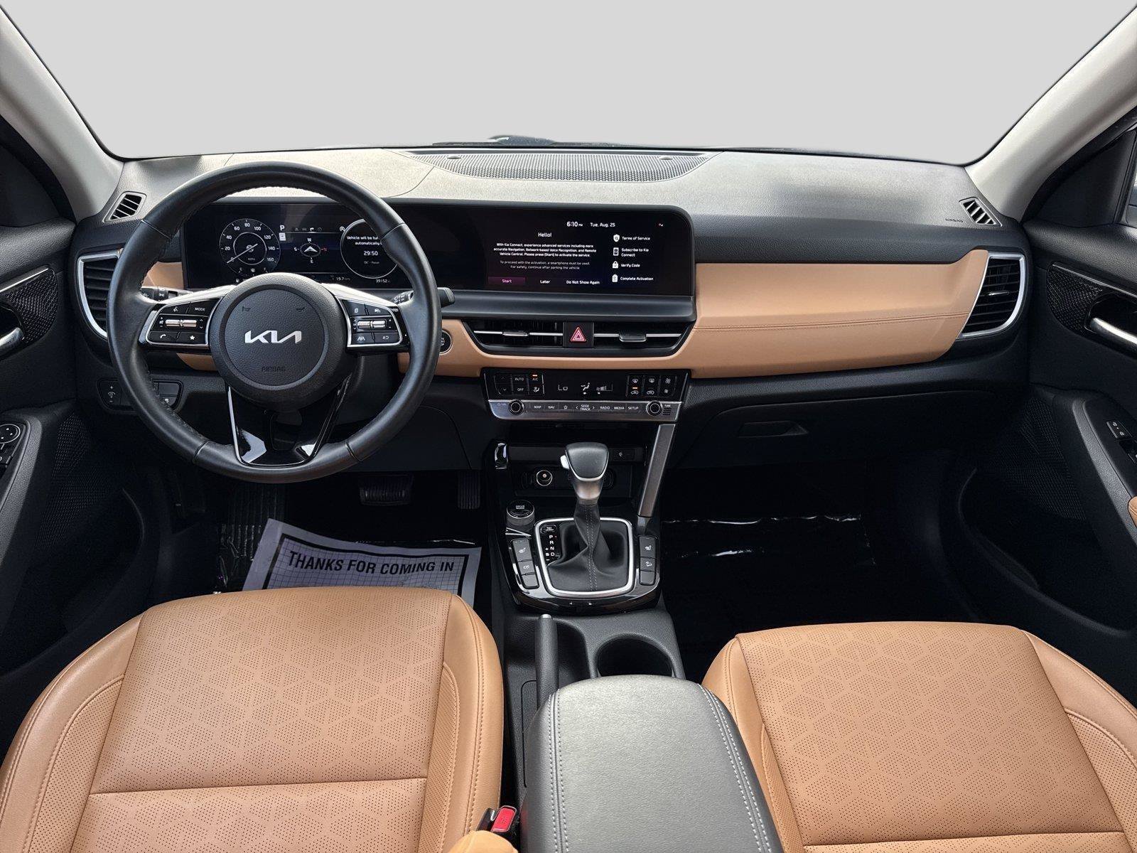 Used 2024 Kia Seltos EX FWD image 17