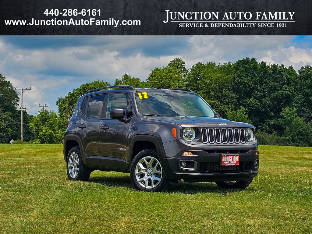 Used 2017 Jeep Renegade Latitude w/ Cold Weather Group AWD/4WD image 1