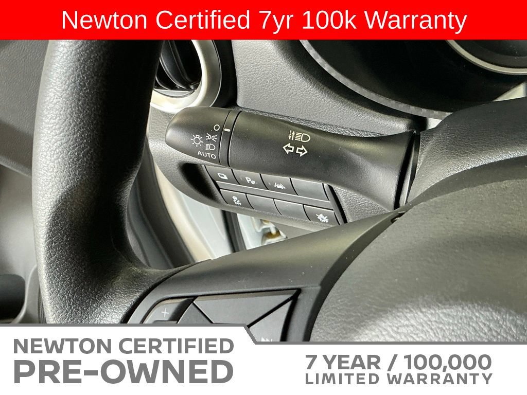 Used 2025 Nissan Versa S w/ Trunk Package FWD image 28