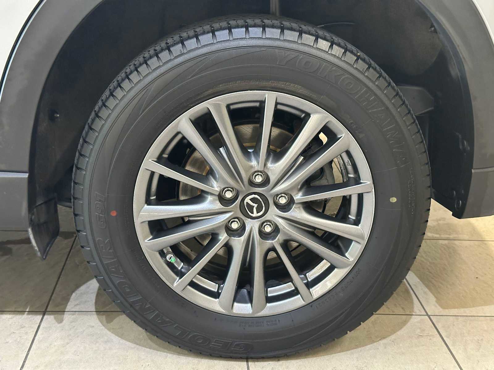 Used 2017 MAZDA CX-5 Touring w/ Preferred Equipment Package image 8
