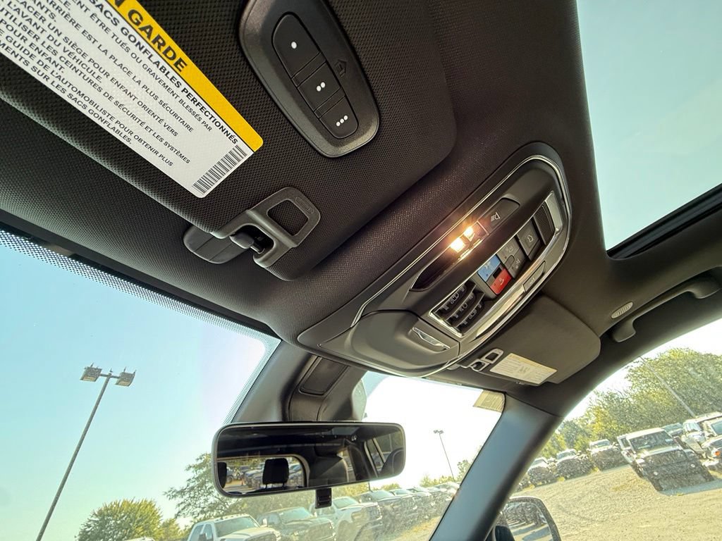 New 2027 Jeep Grand Cherokee L Limited w/ Limited Altitude Package AWD/4WD image 22
