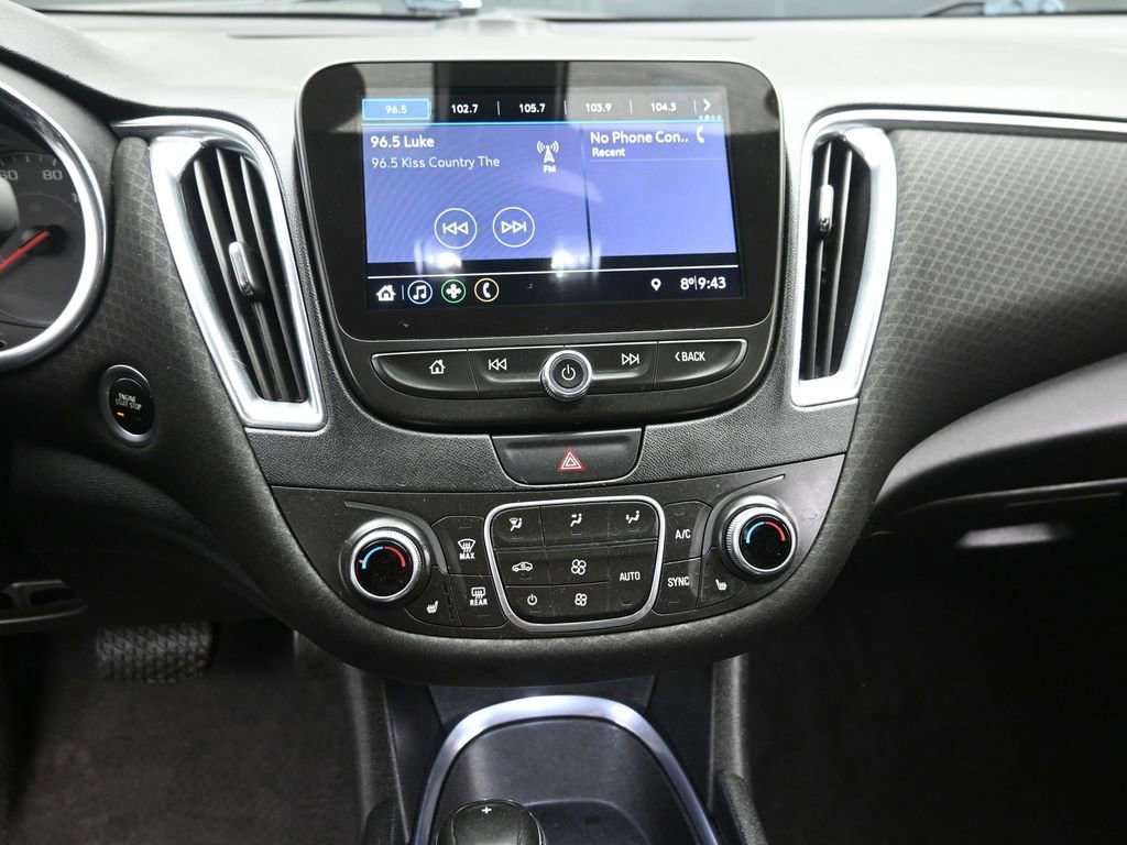 Used 2019 Chevrolet Malibu LT image 15