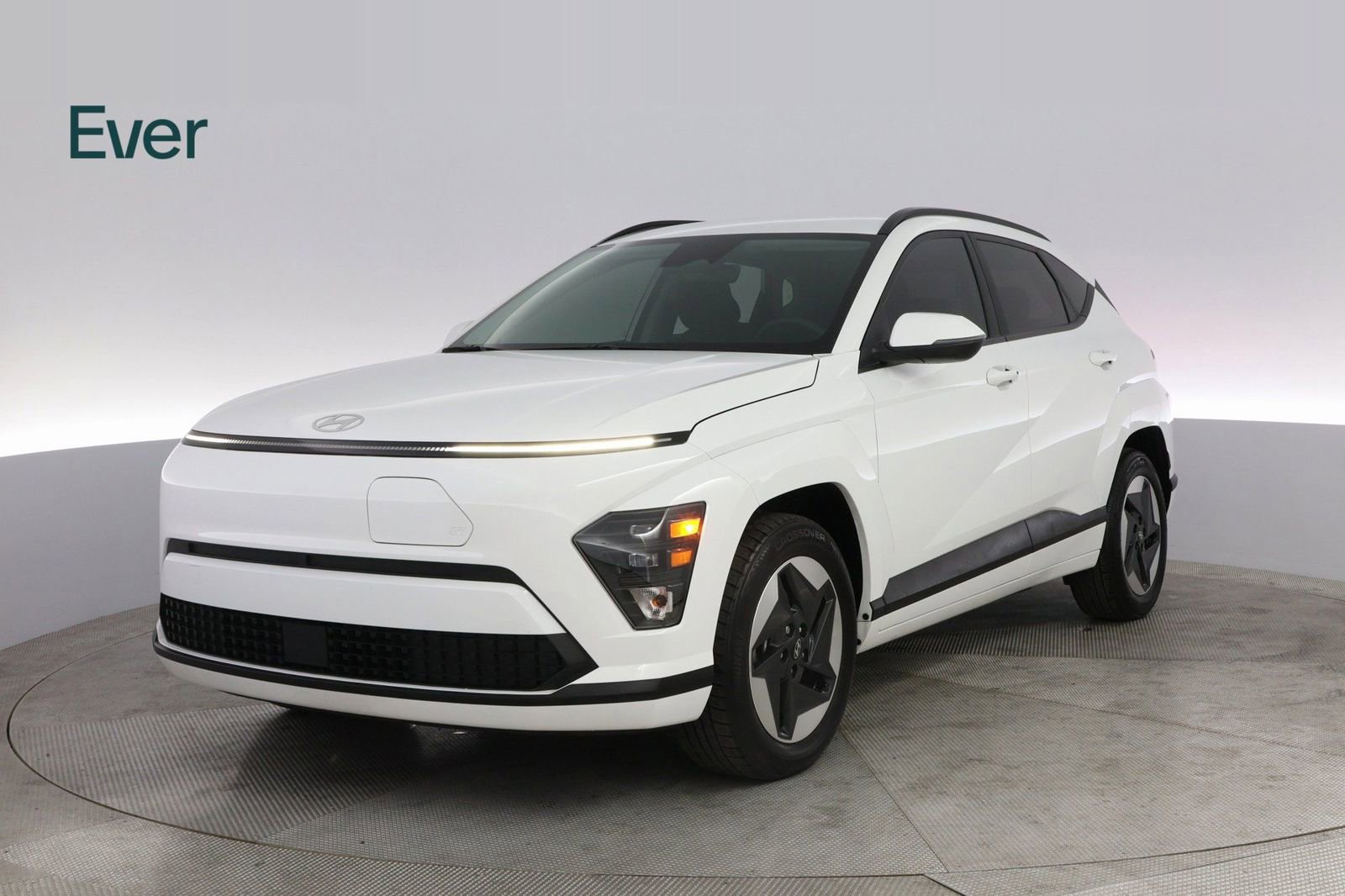 Used 2024 Hyundai Kona SEL image 2