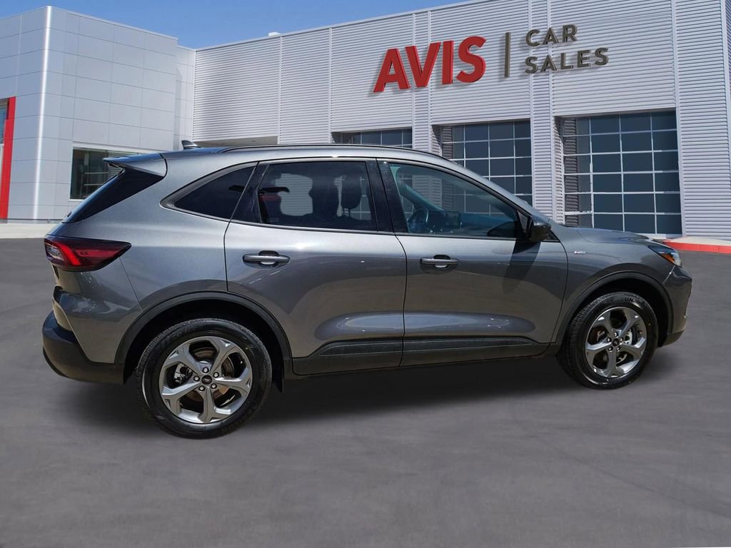 Used 2025 Ford Escape ST-Line image 7