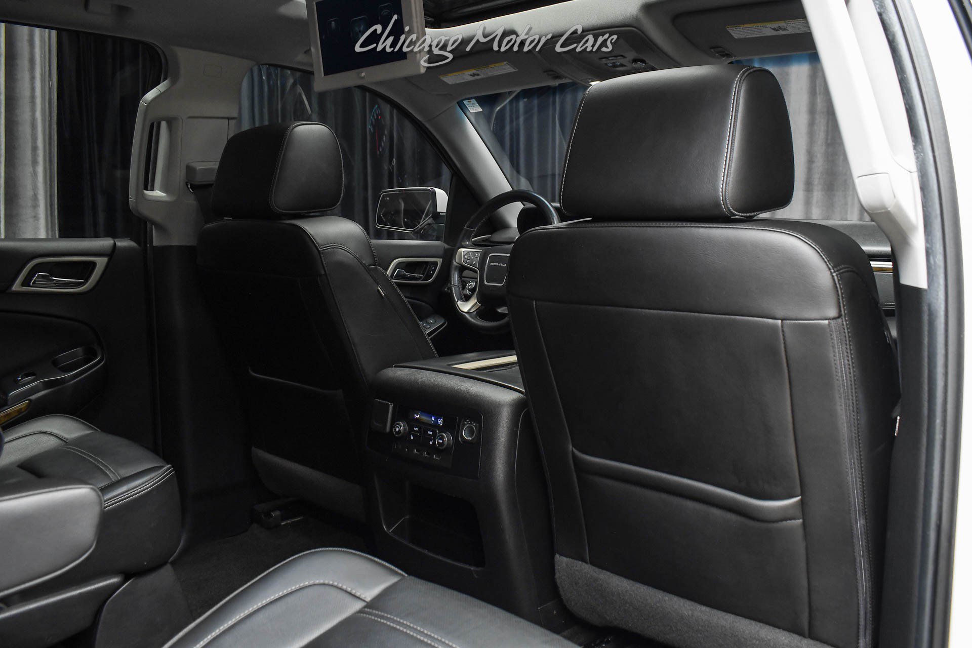 Used 2017 GMC Yukon Denali w/ Open Road Package AWD/4WD image 33