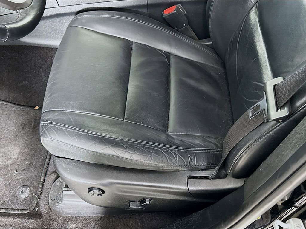 Used 2018 Jeep Grand Cherokee Limited image 19