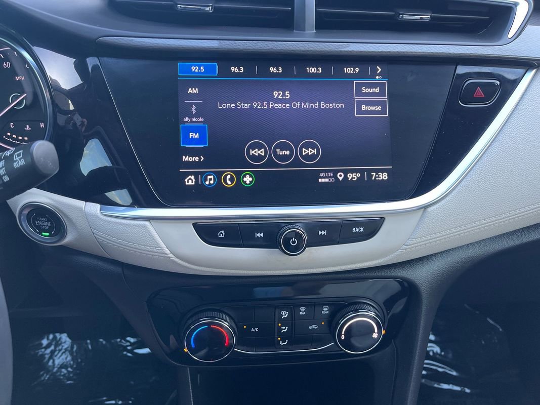 Used 2021 Buick Encore GX Preferred image 25