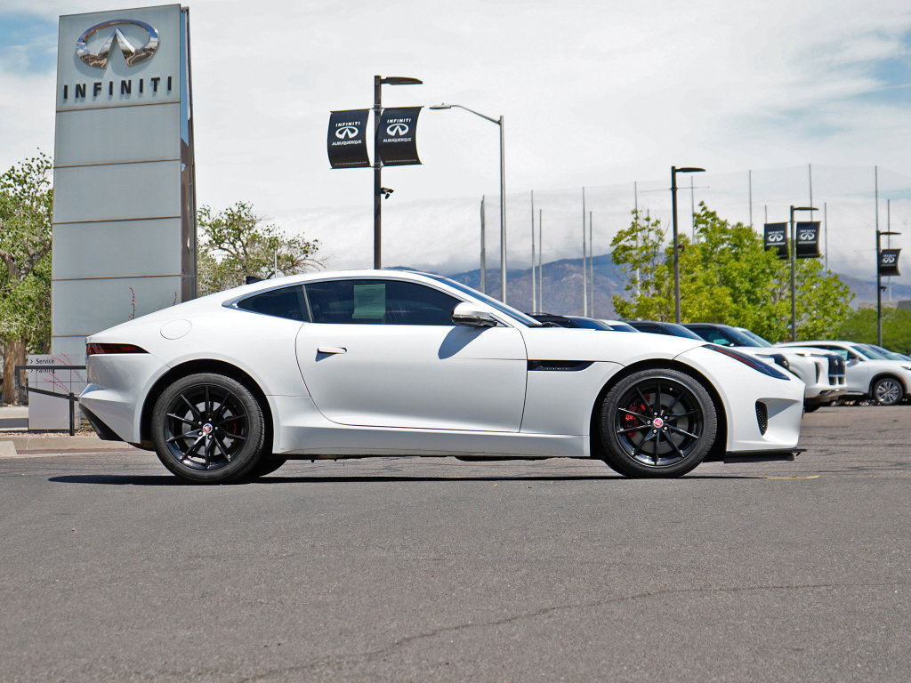Used 2018 Jaguar F-TYPE Coupe RWD image 5