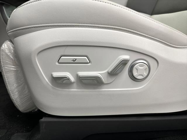 New 2026 Hyundai Ioniq 9 Limited image 10