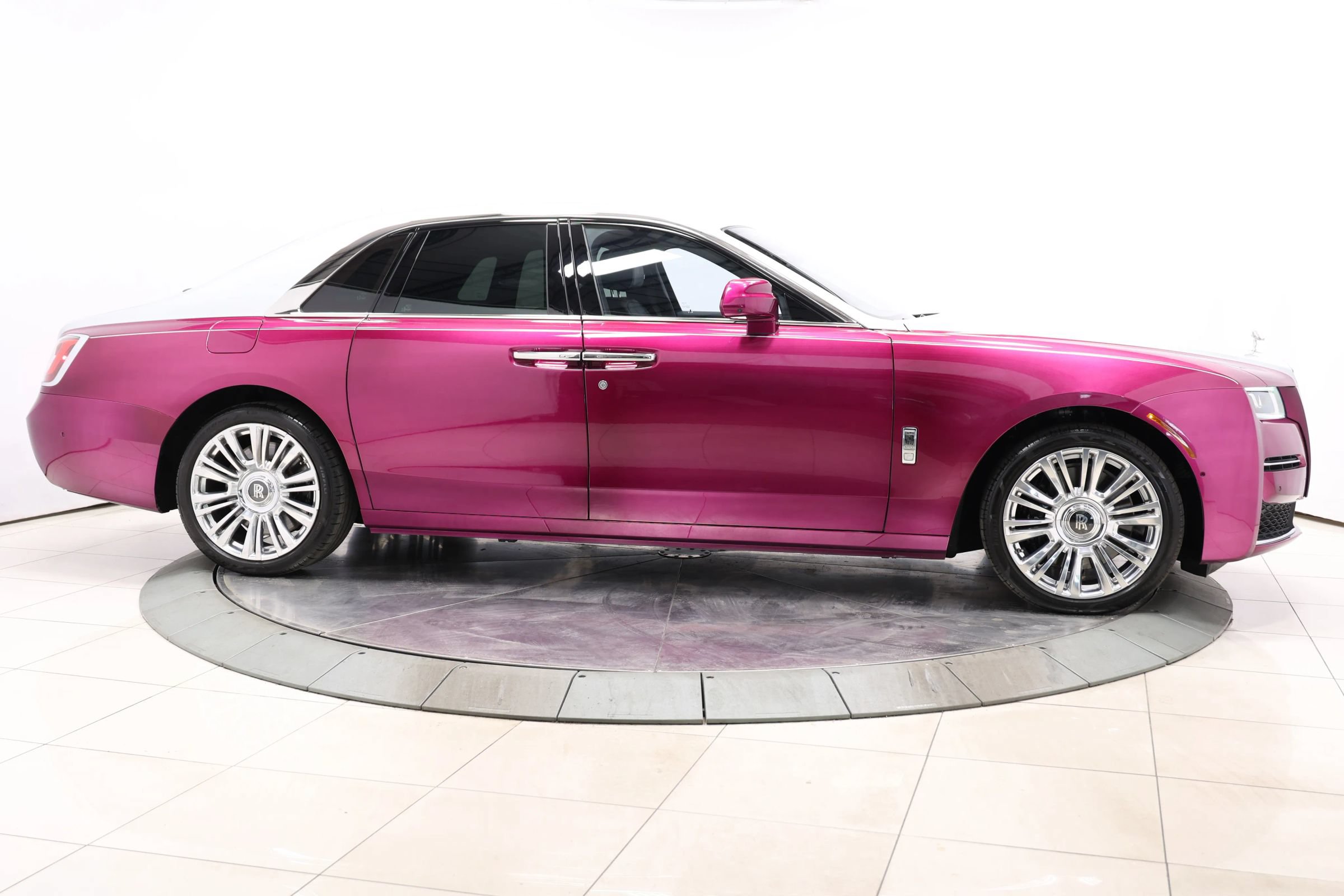 Used 2021 Rolls-Royce Ghost AWD/4WD image 81