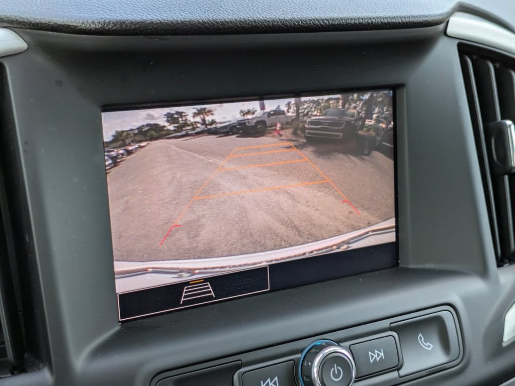 Used 2023 GMC Terrain SLE FWD image 21