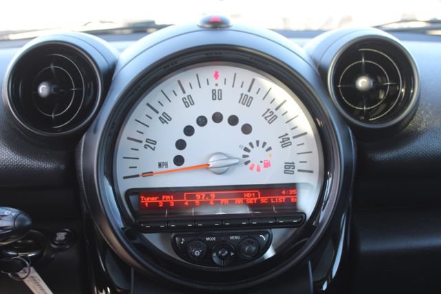Used 2013 MINI Cooper Countryman FWD image 18