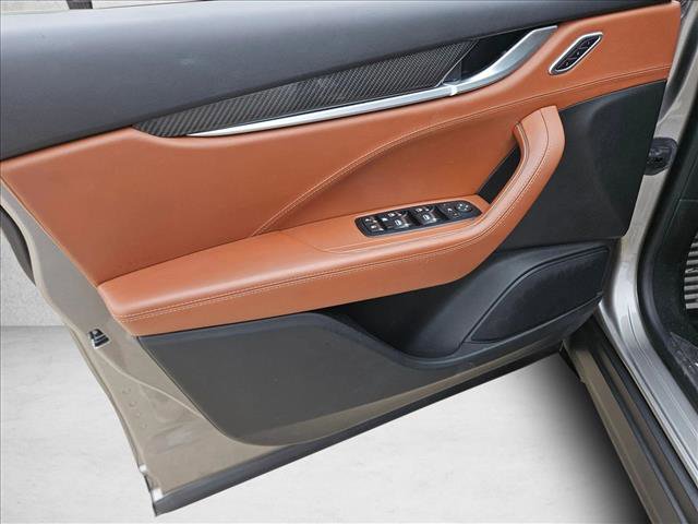 Used 2017 Maserati Levante S image 13