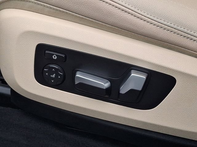 Used 2021 BMW X5 xDrive40i AWD/4WD image 31