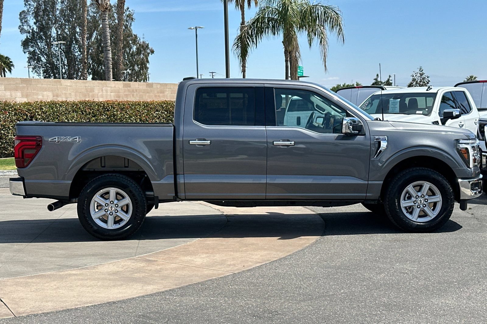 Used 2025 Ford F150 Lariat AWD/4WD image 3