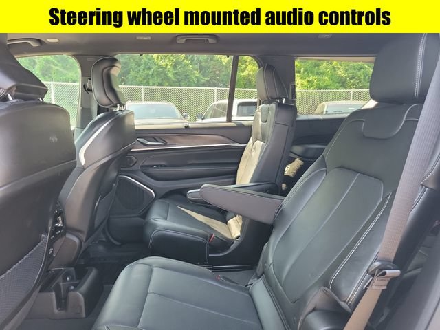 Used 2023 Jeep Grand Cherokee L Overland w/ Luxury Tech Group IV AWD/4WD image 26