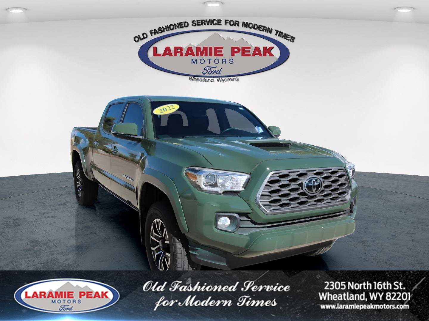Used 2022 Toyota Tacoma TRD Sport w/ Technology Package image 1