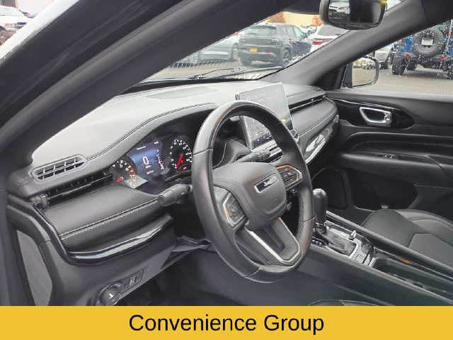 Used 2022 Jeep Compass Latitude w/ Convenience Group AWD/4WD image 11