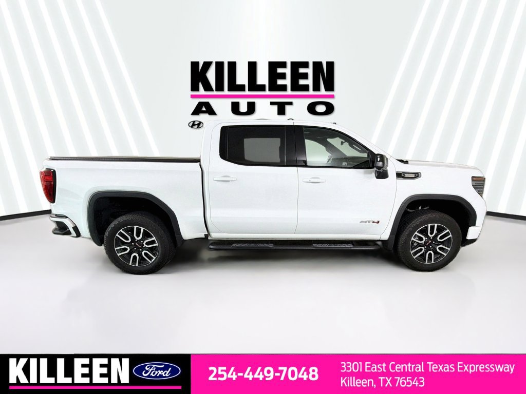 Used 2025 GMC Sierra 1500 AT4 w/ Technology Package AWD/4WD image 10