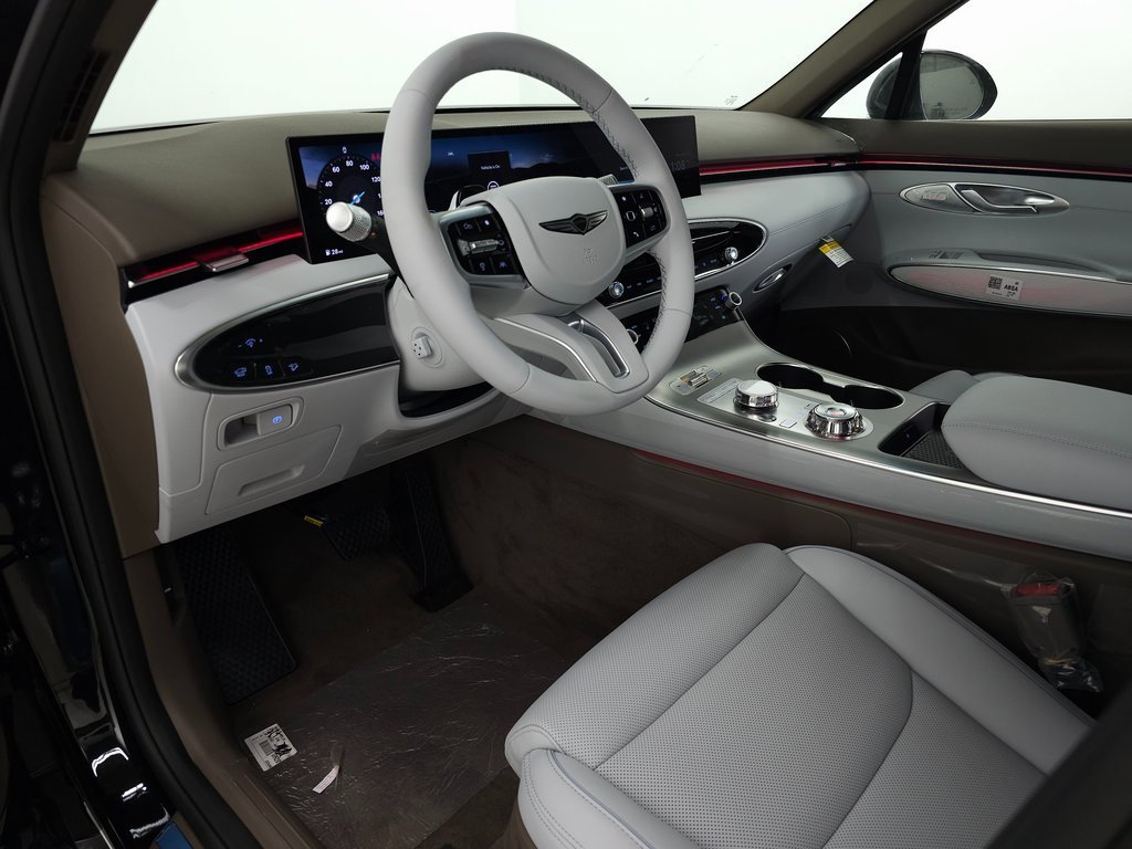 Used 2026 Genesis GV70 2.5T Advanced image 12