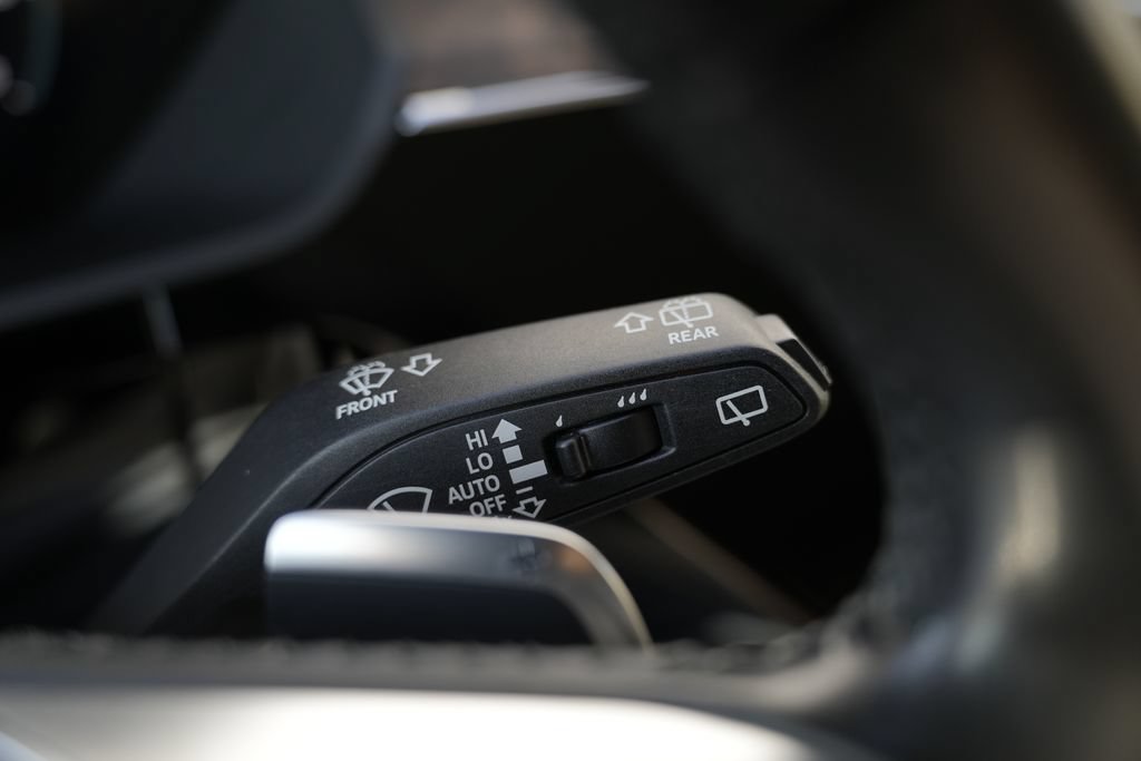 Used 2019 Audi e-tron Prestige AWD/4WD image 59