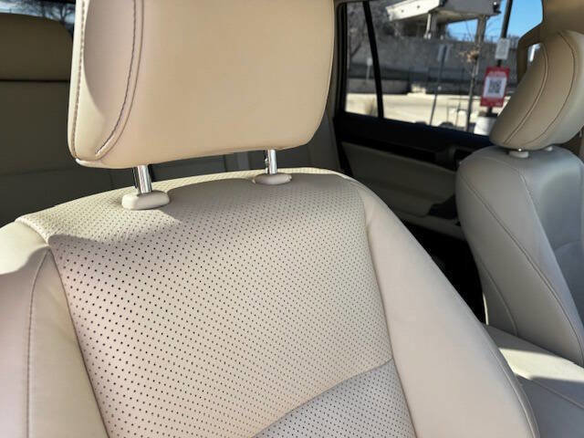 Used 2010 Lexus GX 460 image 27