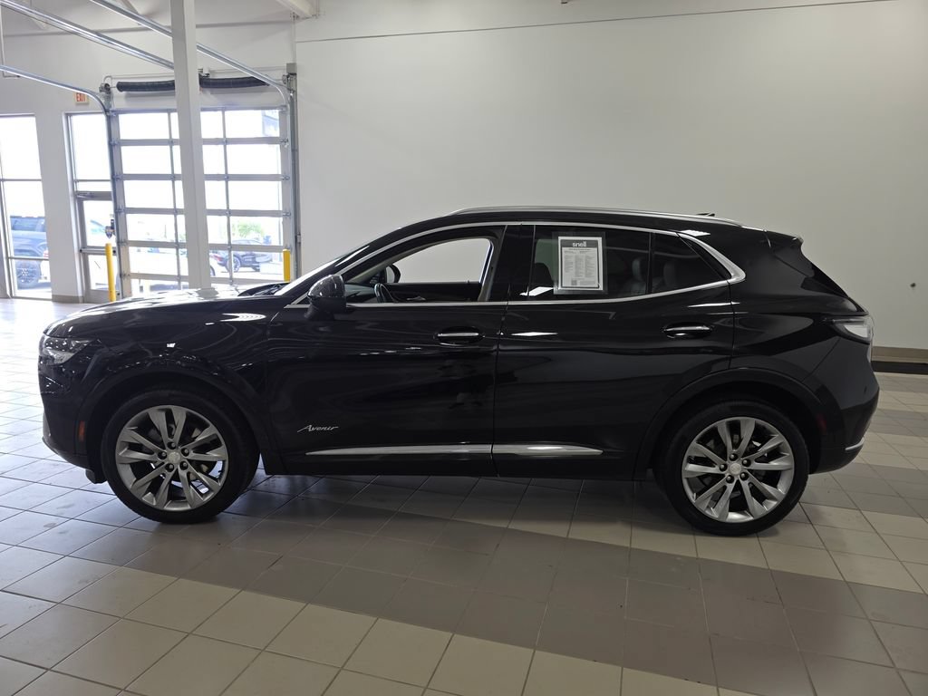 Used 2021 Buick Envision Avenir w/ Technology Package II AWD/4WD image 2